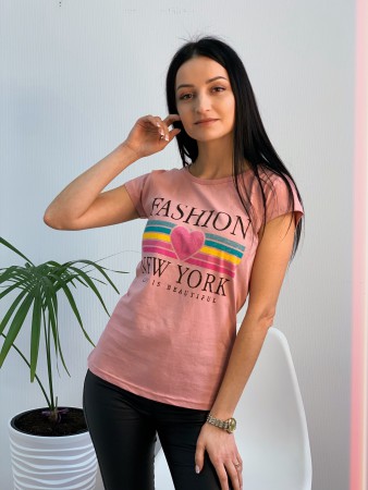 Женская стильная футболка
