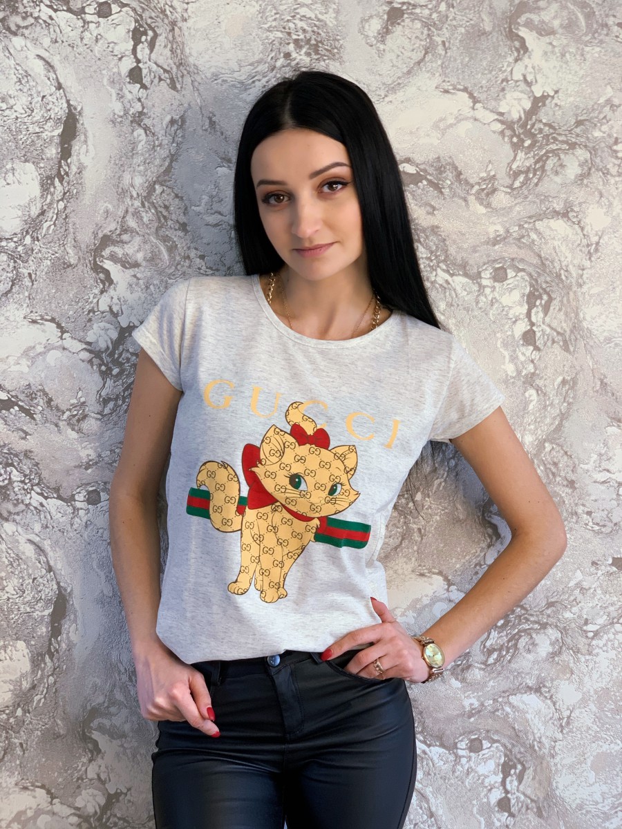 Женская стильная футболка