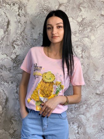 Женская стильная футболка в камнях