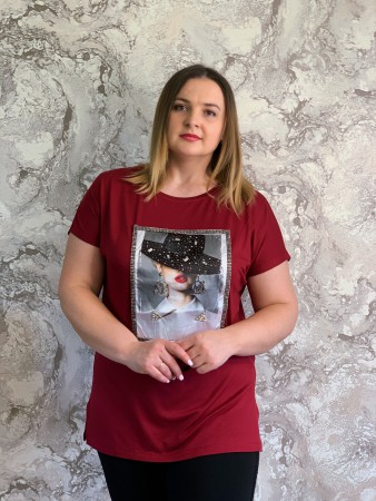 Женская  футболка  баталл в камнях