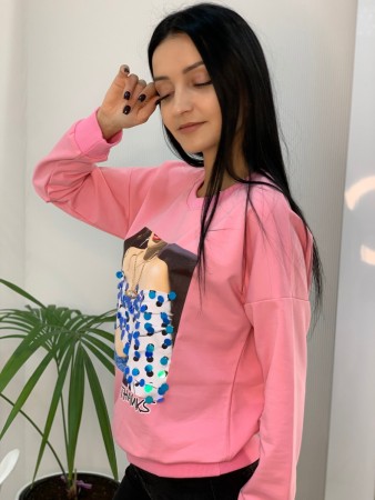 Женская стильная  кофта в камнях