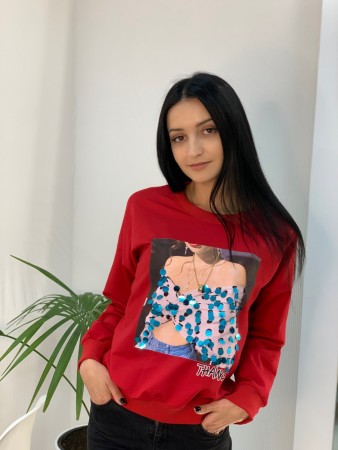 Женская стильная  кофта в камнях