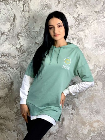 Женская стильная кофта с капюшоном 