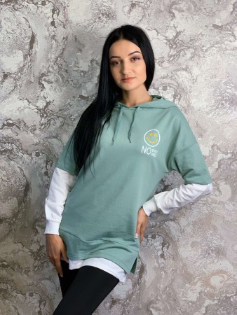 Женская стильная кофта с капюшоном 