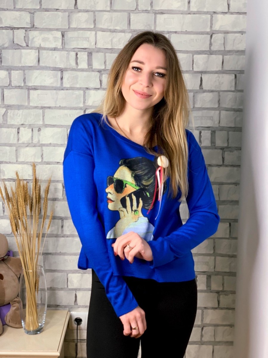 Женская стильная  кофта 