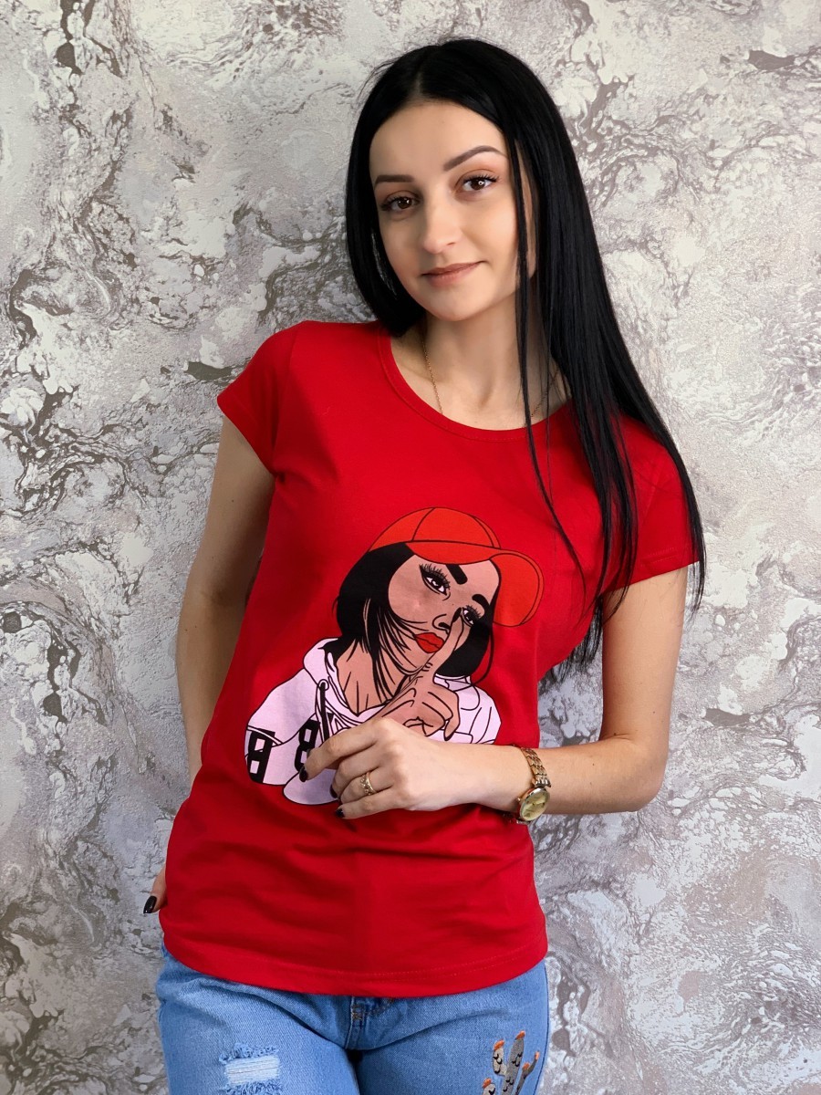 Женская стильная футболка