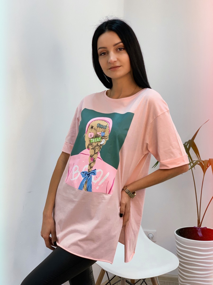 Женская стильная удлинённая футболка 