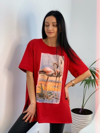 Женская стильная удлинённая футболка 