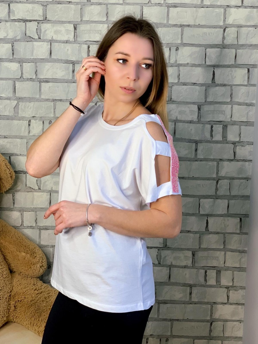 Женская стильная футболка в камнях