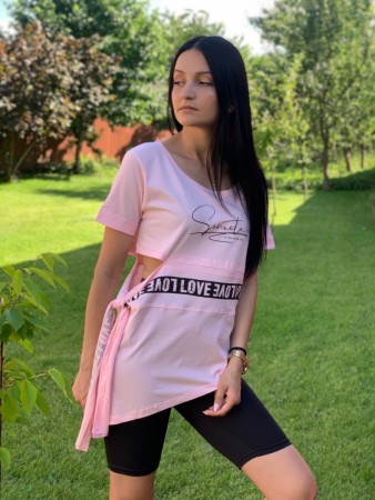 Женская стильная футболка в камнях