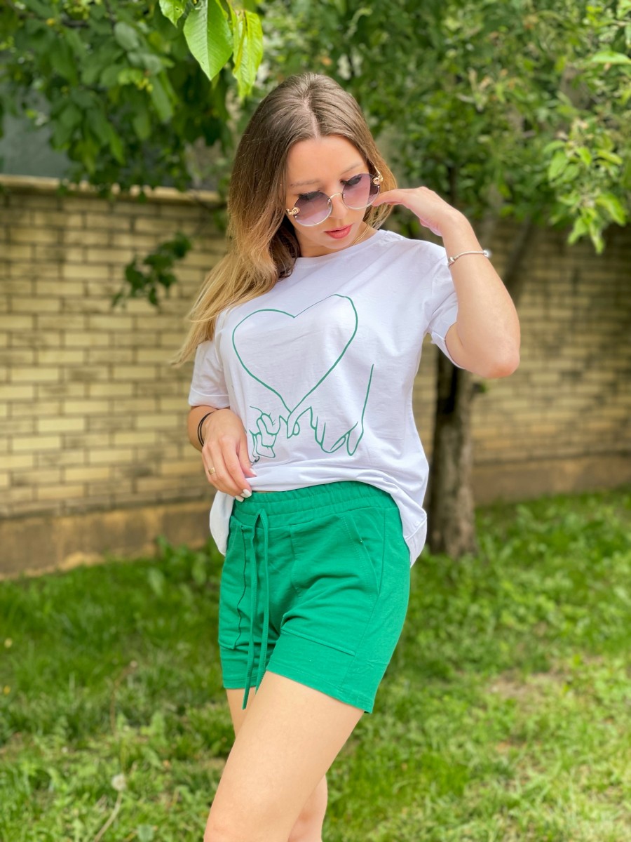 Женский  костюм с шортами