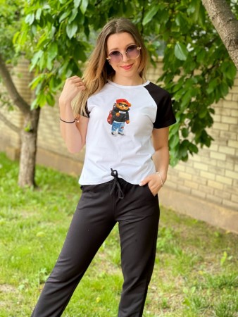 Женский  костюм с штанами 