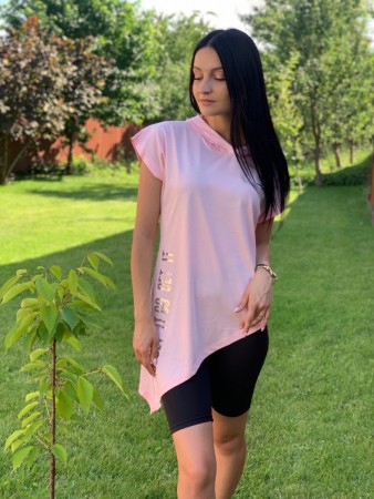 Женская стильная футболка 
