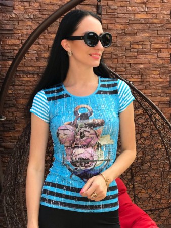 Женская стильная футболка в камнях