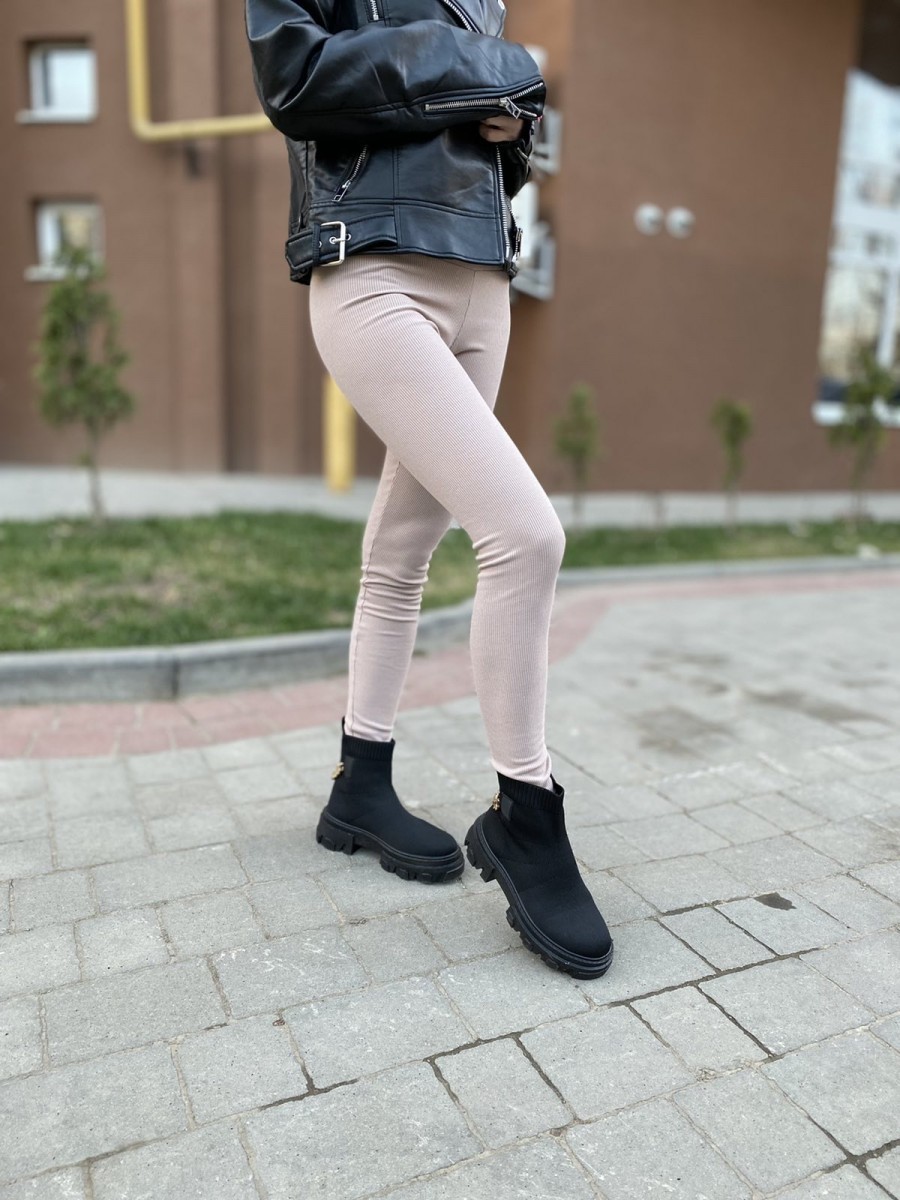 Леггинсы в рубчик