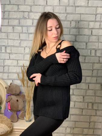 Женский стильный свитер 