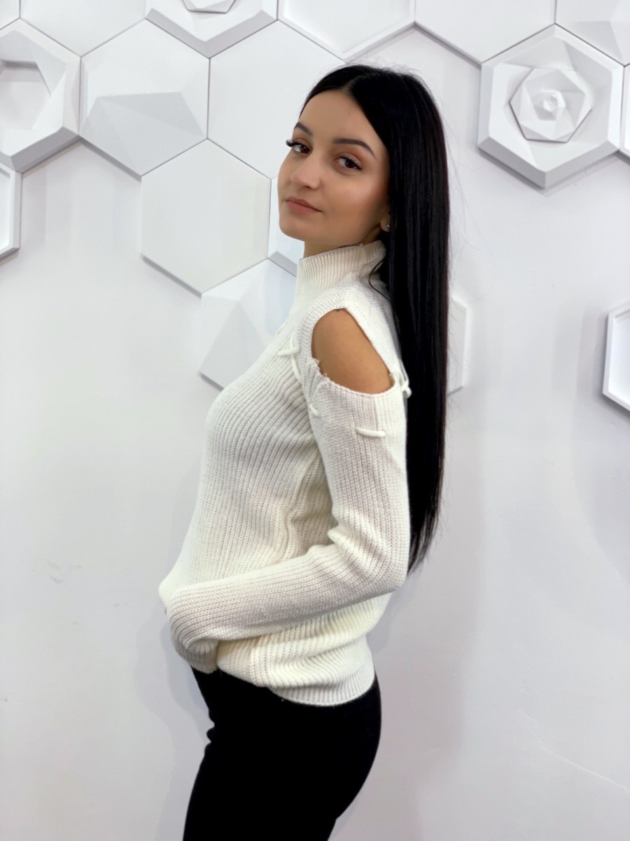 Женская стильная  кофта вязка 