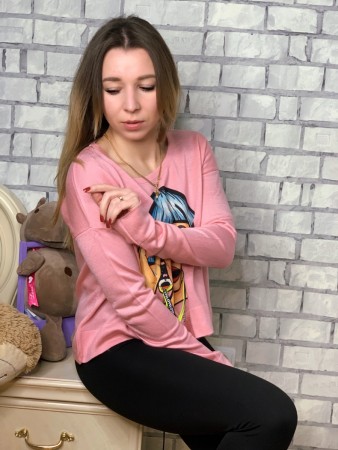 Женская стильная  кофта 