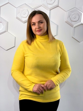 Женский стильный гольф полуботалл