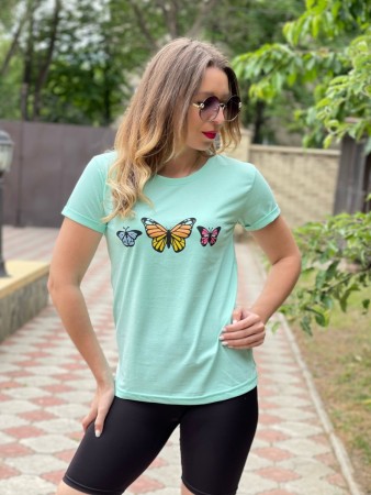 Женская  стильная футболка  