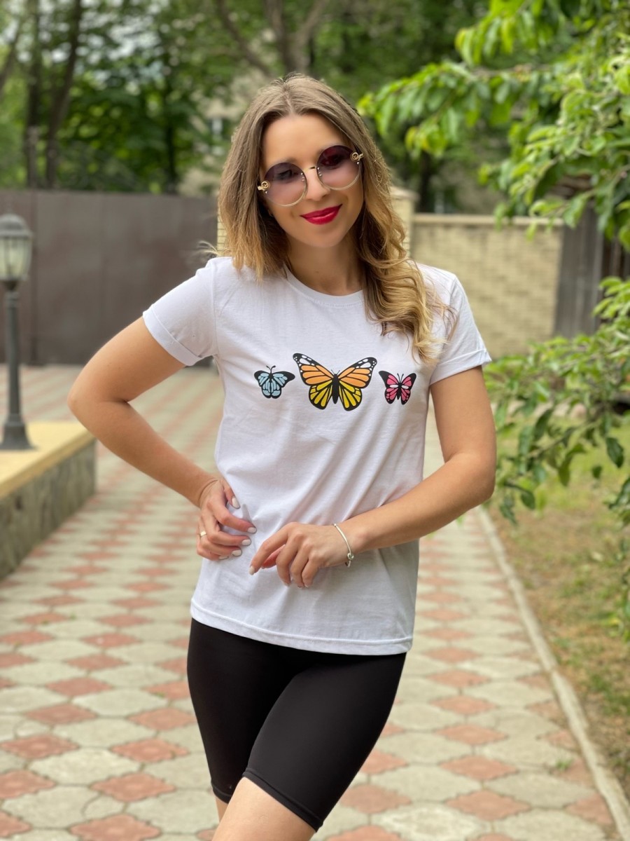 Женская  стильная футболка  