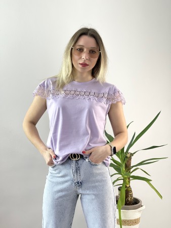 Женская  стильная футболка  в камнях 
