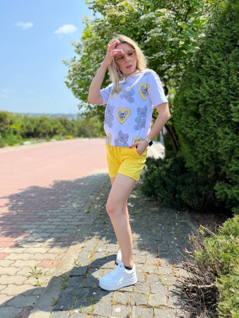 Женский  костюм с шортами