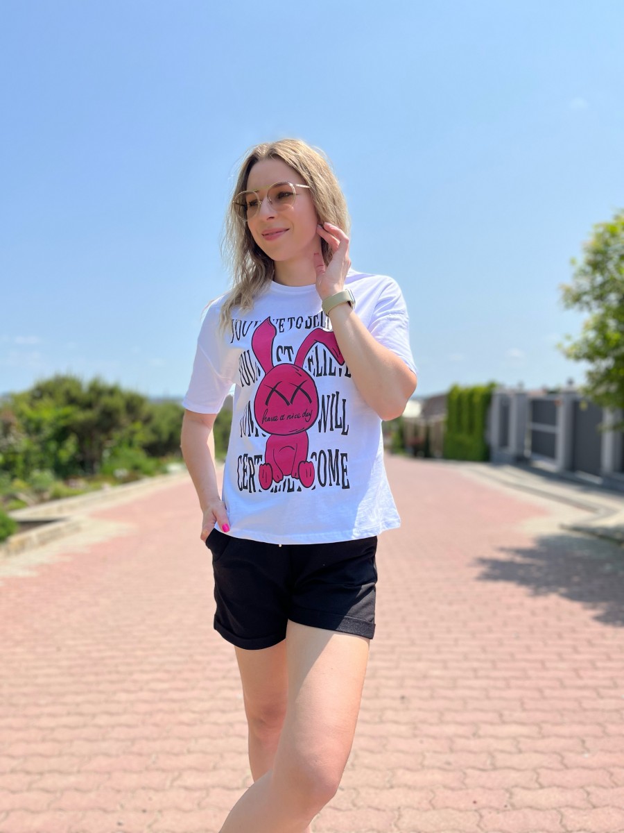 Женский  костюм с шортами