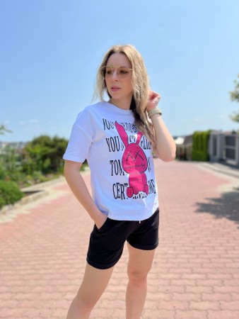 Женский  костюм с шортами
